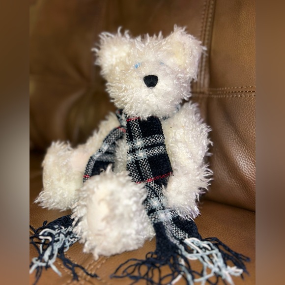 Boyds Bear 1999 20th Anniversary Ltd. Edition "Anissa Whittlebear" - Picture 3 of 3